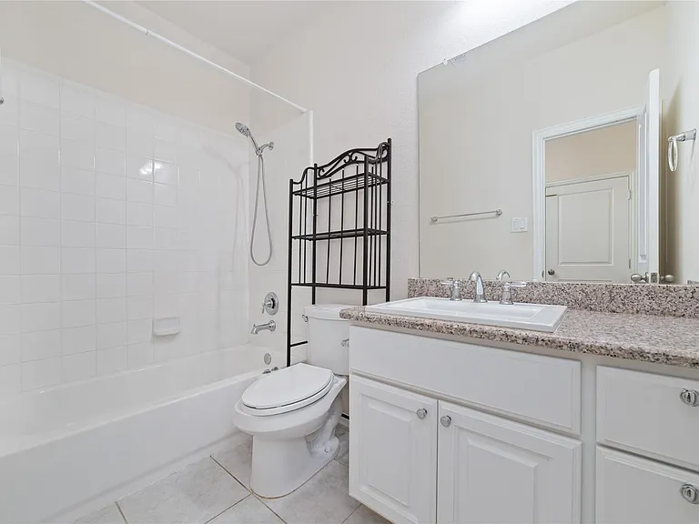 10903 Kennowy Ct — Photo 8