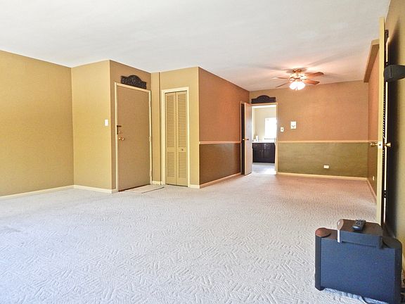 5th image of 2624 Central Dr APT 1W