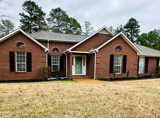 642 Magnolia Ln, Henderson, TN 38340