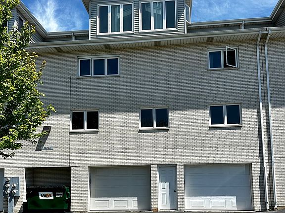 3rd image of 15703 Lake Hills Ct Unit 1S