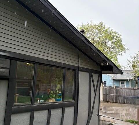 2nd image of 29 Village Drive