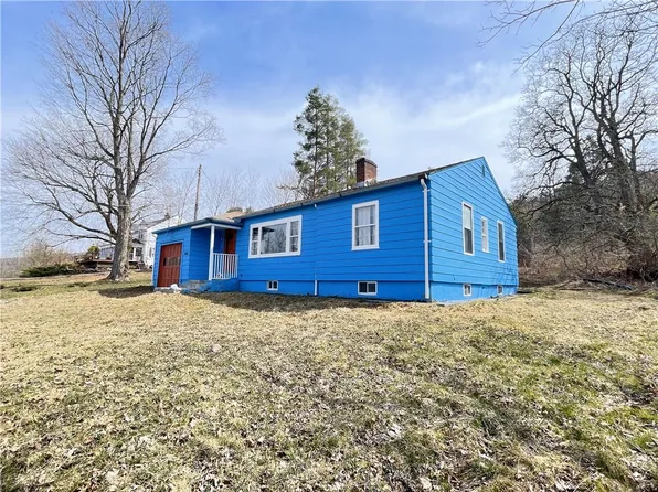 1566 County Road 39, Bainbridge, NY 13733