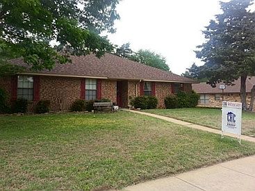 1st image of 1118 Valerie Dr