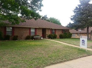 1118 Valerie Dr, Cedar Hill, TX 75104