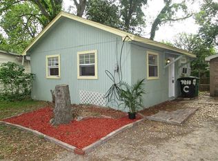 7211 Roswell St #C, Houston, TX 77022