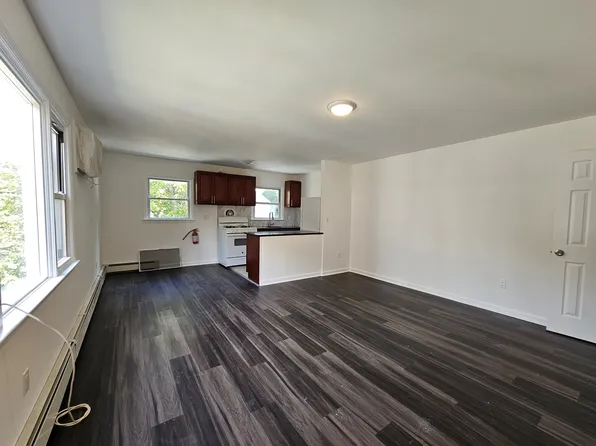 55 Handy St #8B, New Brunswick, NJ 08901