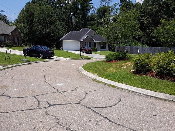 4th image of 10918 Woodhaven Dr