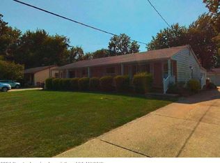 435 Franklynn Dr, Lansing, MI 48917