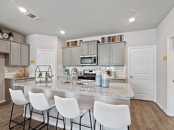 Travis Floor Plan