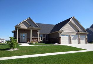 2513 Coyote Dr, Ames, IA 50014