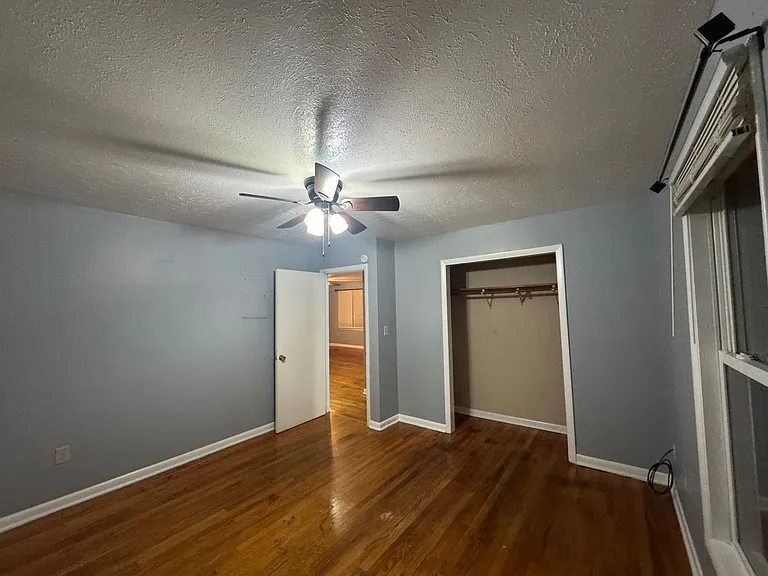 324 Race St — Photo 2