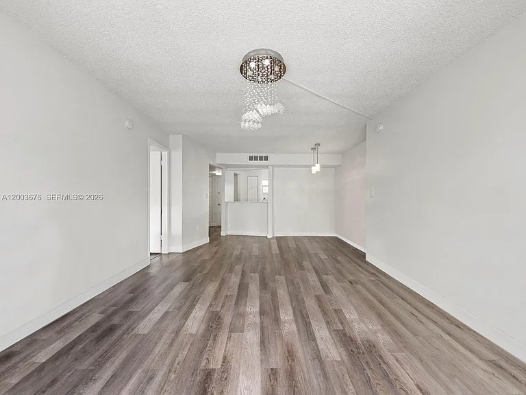 4235 N University Dr #312 — Photo 10