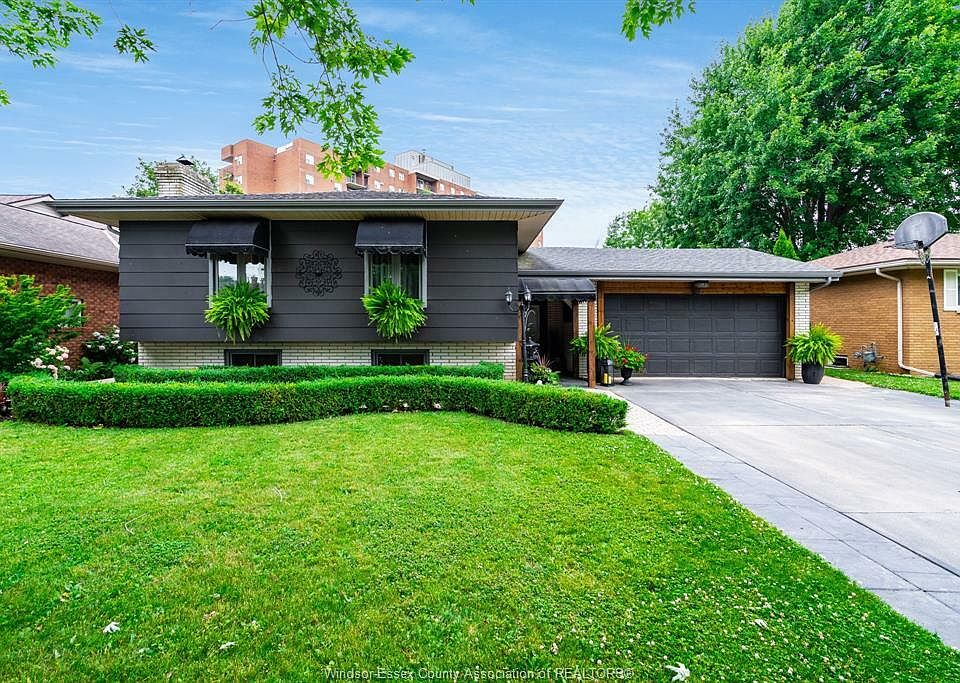 1st image of 9 Donald Ave