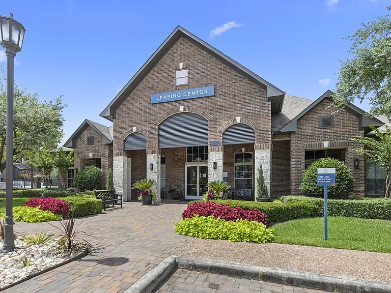 Asheville at Spring Branch — Photo 19
