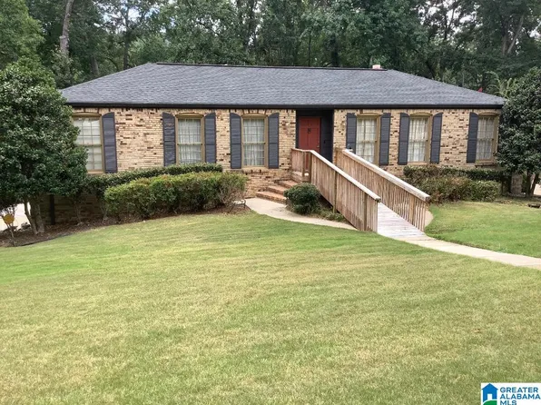 1750 Cornwall Rd, Birmingham, AL 35226