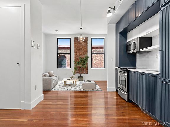 3rd image of 180 Bainbridge St #31