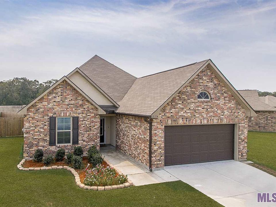 1st image of 23174 Apricot Dr