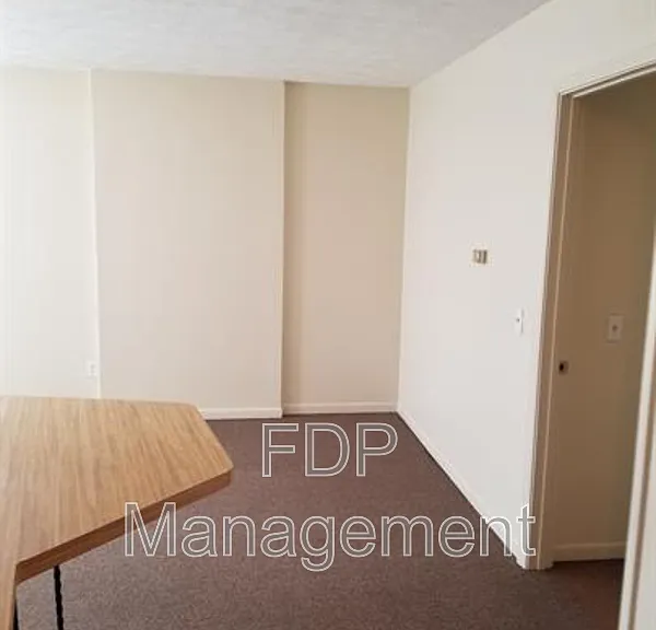 480 E Main St #311 — Photo 3