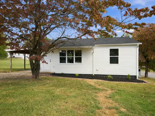 107 E Hunt St, Dickson, TN 37055