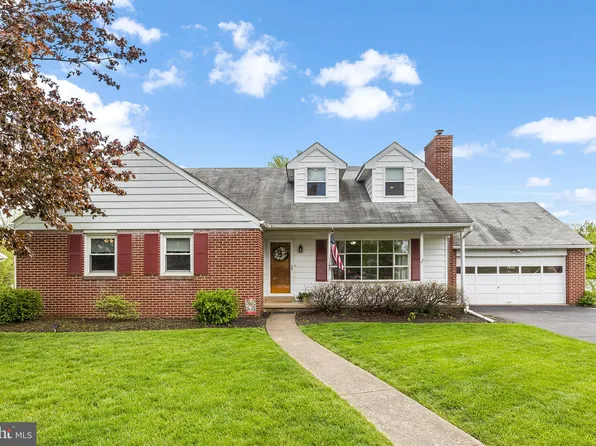1440 Yoder Ave, Gilbertsville, PA 19525