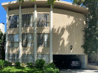 250 N Almont Dr #5, Beverly Hills, CA 90211