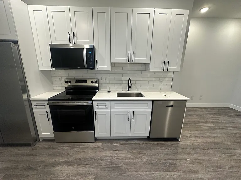2120 N 7th St #3 — Photo 1