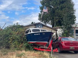 47 Kremont Ave, Springfield, OR 97477