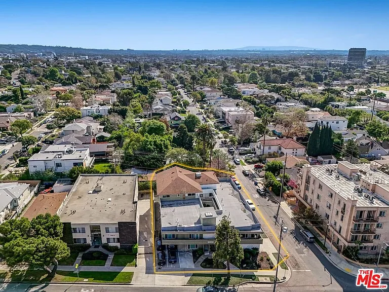 10920 National Blvd — Photo 7