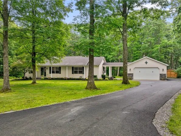 223 Martin Rd, Markleysburg, PA 15459