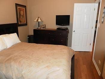 4th image of 5224 N Winthrop Ave #1A