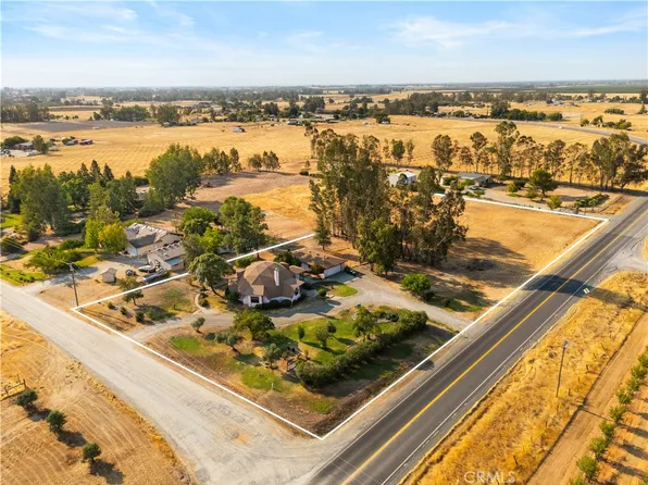 4345 Hall Rd, Corning, CA 96021
