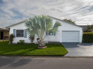 4932 Colonnades Club Blvd, Lakeland, FL 33811