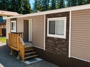 3940 204th St, Langley, BC V3A1X4