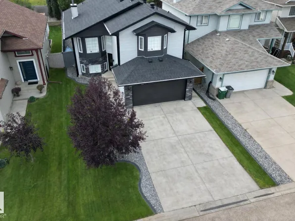 8008 97th St, Morinville, AB T8R 1W3