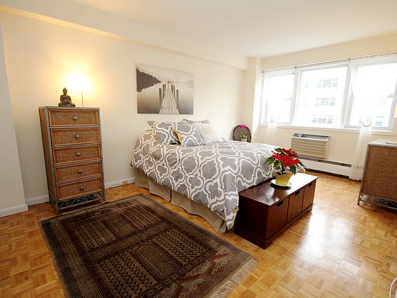 3rd image of 446 E 86th St APT 12B