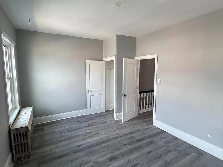 2104 S 65th St — Photo 17