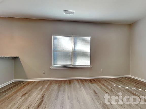 2nd image of 231 Arbor Dr