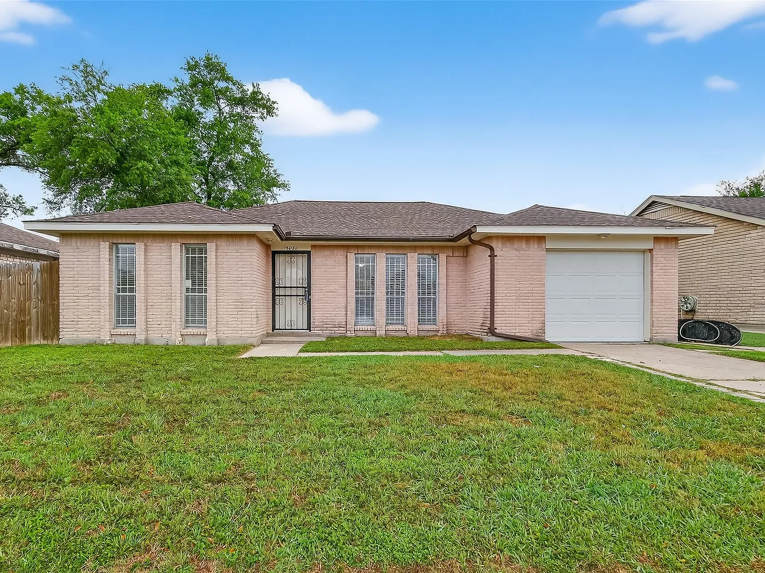3 bed, 2.0 bath, 1382 sqft, $1,700 — Photo 1