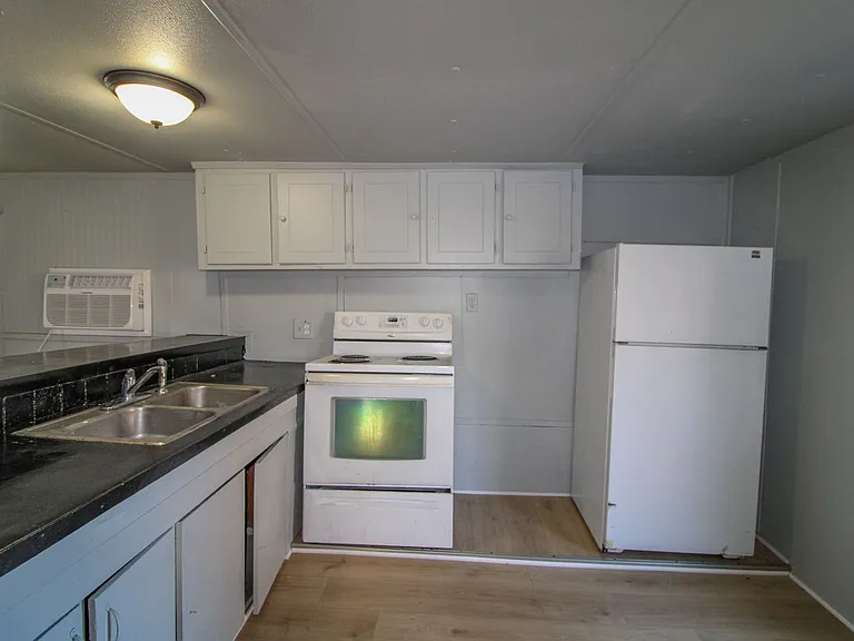 36 Simmons Cir #7 — Photo 9
