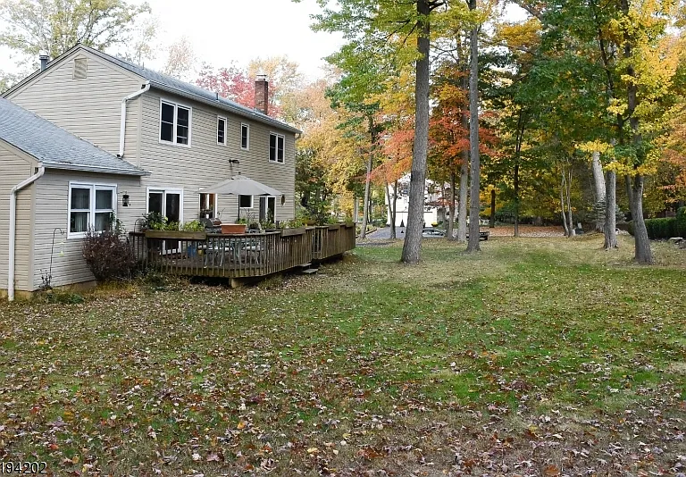 68 Meadowbrook Rd — Photo 15