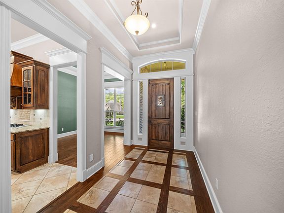 4th image of 6518 Rochester Way