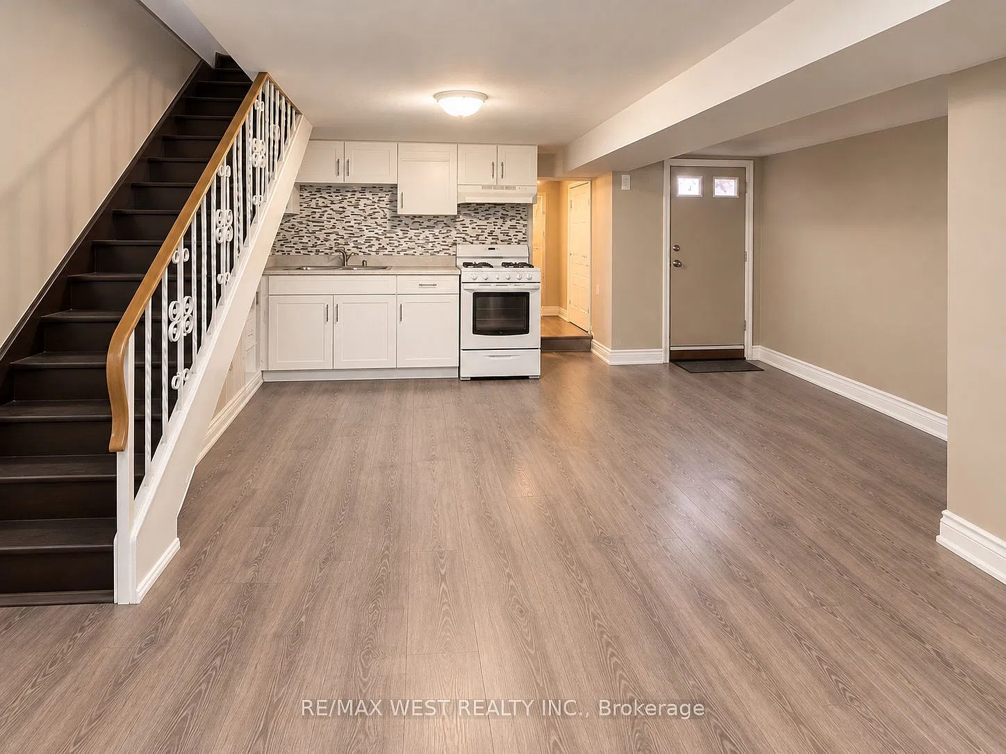 2 bed, $1,190 — Photo 2