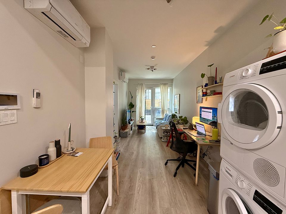 1st image of 952 Bedford Ave #1C