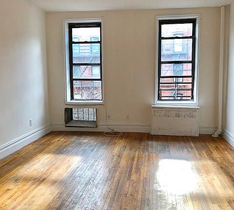 5th image of 513 E 5th St APT 4D