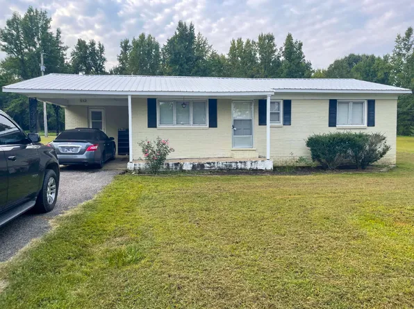 652 Mount Pelia Rd, Martin, TN 38237