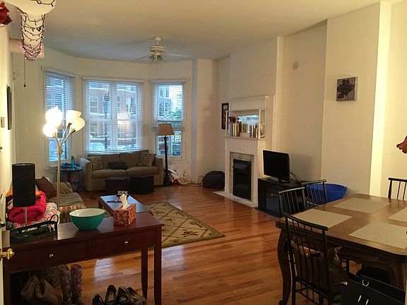 2nd image of 2428 N Lincoln Ave #2