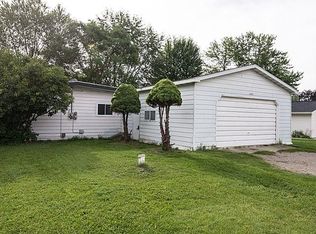 10901 Colony Rd, Pinckney, MI 48169