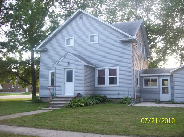 411 Dieckman St NE, Titonka, IA 50480