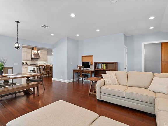 3rd image of 3736 W 177th St