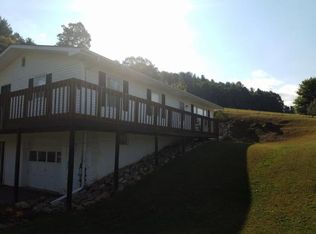 724 Gentry Cemetery Rd, Laurel Bloomery, TN 37680